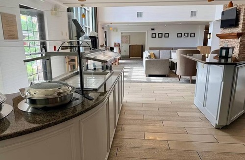 Great Falls Condo | Free Breakfast. Indoor Pool & Hot Tub. On the Missouri River.
