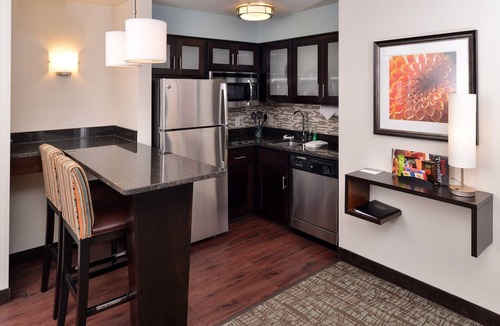 Sioux Falls Condo | Free Breakfast + Indoor Pool + Hot Tub | Only 10 Minutes from the Zoo