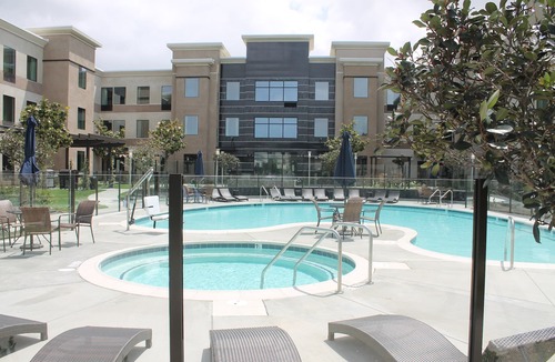 Bressi Ranch Apartment | Free Breakfast, Pool & Hot Tub | King Studio Just 4-Minutes from the Airport