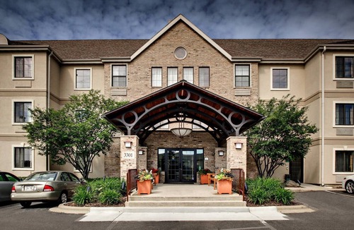 Madison Condo | Free Breakfast. Pool + Hot Tub. Near East Towne Mall!
