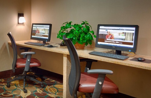 Peoria Condo | Free Breakfast. Pool & Hot Tub. Near St. Francis Medical Center!