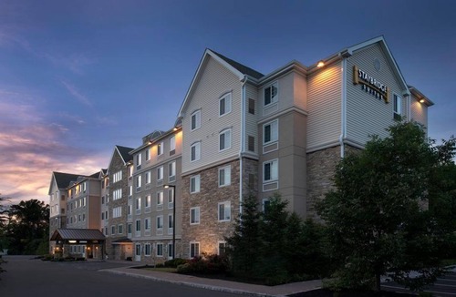 North Brunswick Condo | Free Breakfast. Indoor Pool. Great for Business Travelers!