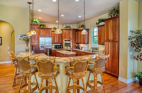 Captiva House | FREE Golf cart and bicycles, 5 star reviews, beautiful home perfect location.