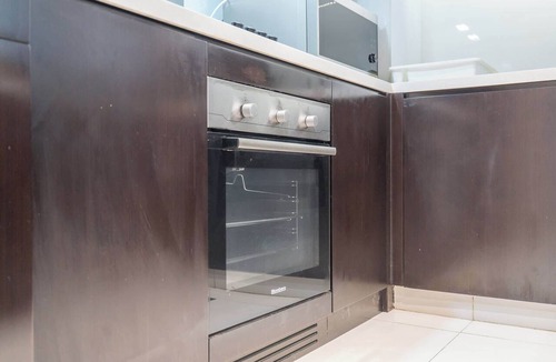 Downtown Dubai Apartment | Free housekeeping visits during your stay - StayShort - Spacious and Modern 3 Bedroom Perfect for Family