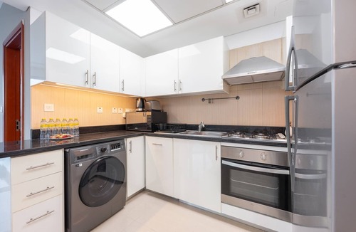 DIFC Apartment | Free housekeeping visits during your stay - StayShort - Elegant Furnished 3BR in Park Towers, DIFC