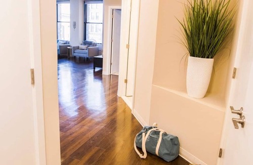 Downtown Baltimore Apartment | FREE PARKING | 2B/2BA New Luxury Apartment | Vintage Building, Rooftop Deck & Gy
