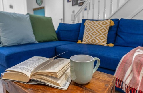 Livingston House | Free Parking | Central | Sleeps 5 | 2 Bedrooms