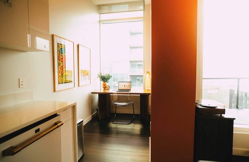 Downtown Halifax Bed & Breakfast | *Free Parking* Cozy 2br/2ba Penthouse DT Halifax!