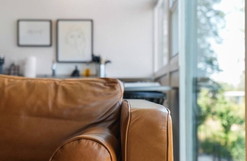 Cliff - Cannon Apartment | FREE PARKING, Downtown Views w/Kitchen + Wi-Fi