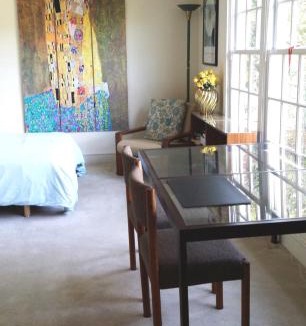The Palisades House | Free Parking on a Private St., Minutes to Georgetown, MedStar Hospital, Georgetown University and more