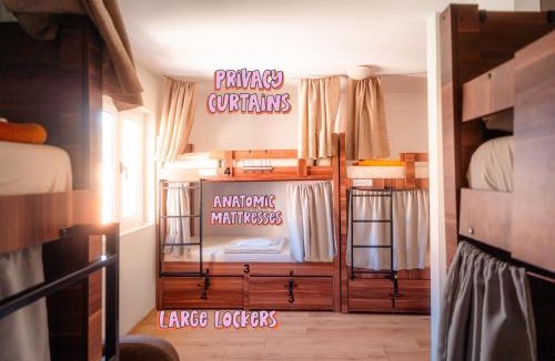 Old Town Hostel | FREEDOM HOSTEL