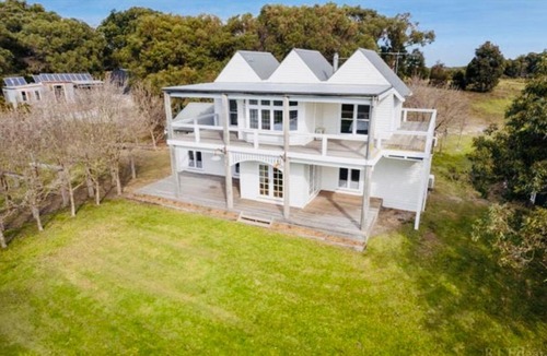 French Island House | French Island Hill House