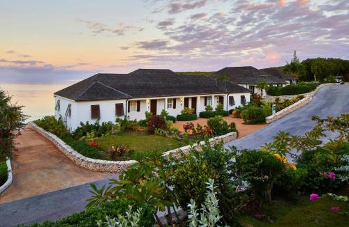 Governor's Harbour Resort | French Leave Resort, Autograph Collection