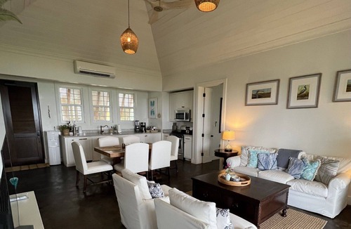 Governor's Harbour Villa | French Leave South Beach Dogtrot Villa 2 Bedroom Villa