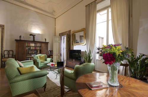 Sant' Ambrogio Apartment | Frescoed Renaissance Palazzo Apartment Near Duomo - Sleeps 8