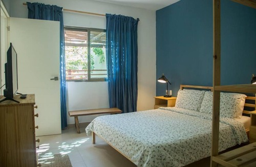 La Veleta Apartment | Fresh and Relax – 1BR Apt + Pool & Garden