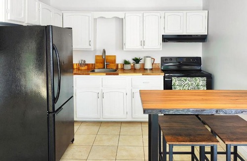 Lower Sackville Apartment | Fresh & Bright Private Suite