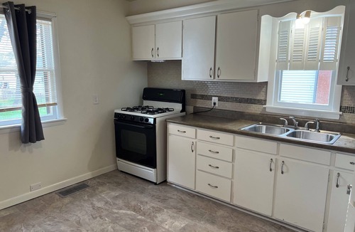 Quincy House | Fresh, Spacious & Fully Furnished — Ideal for Flexible Month-to-Month Stays!
