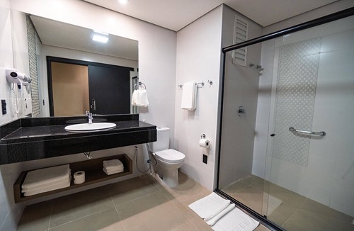 Foz do Iguacu Hotel | Fresh Triple Double | Free Breakfast, Spa & 5 mi to Three Borders