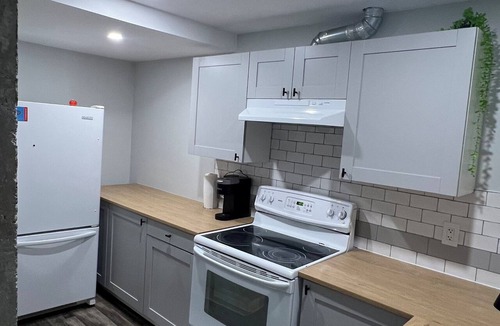 Thunder Bay Apartment | Freshly updated 2 bedroom suite, close to amenities! Pet friendly!