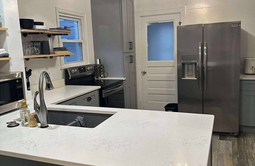 Fairport Harbor House | Freshly Updated 4-Bedroom Home with Gorgeous Lake Views – Walk to the Water!