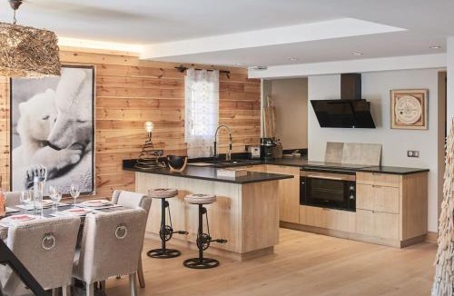 Saint-Etienne-de-Tinee Ski Chalet | FRGK Chalet de Prestige Luxury Mountain Retreat & Ultra-Fast Wi-Fi