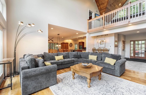 McHenry Cottage | Friday's Escape by Taylor Made Deep Creek