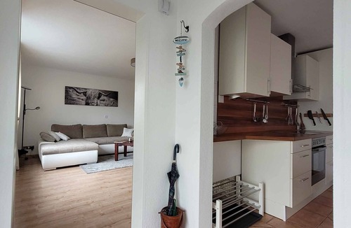 Gleidorf Apartment | Friedhoff Apartment, 80 sqm with Mountain View, Private Terrace and Wi-Fi
