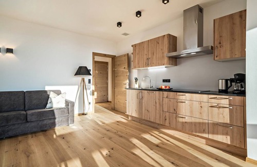 Andriano Apartment | Friendly Apartment "Eiche im Nockerhof" with Mountain View, Wi-Fi & Terrace