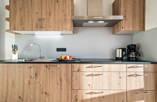 Andriano Apartment | Friendly Apartment "Eiche im Nockerhof" with Mountain View, Wi-Fi & Terrace
