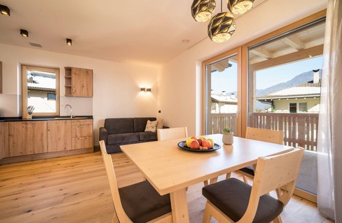 Andriano Apartment | Friendly Apartment "Lärche im Nockerhof" with Mountain View, Wi-Fi & Terrace