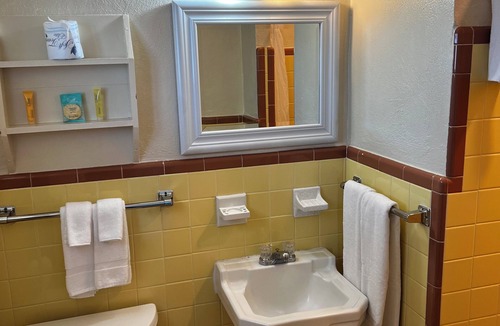 Edgewater House | ❤️FRIENDLY & CLEAN BOUTIQUE MOTEL 2❤️