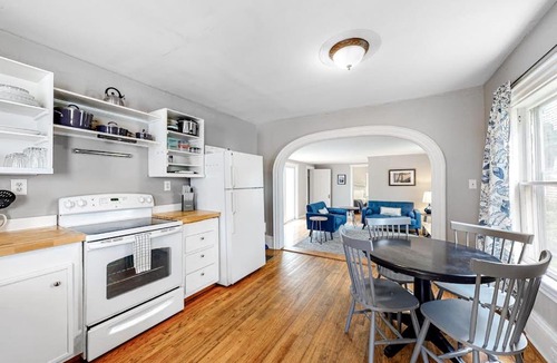 Castine House | Friendly home with our separate condos & free WiFi in the heart of downtown