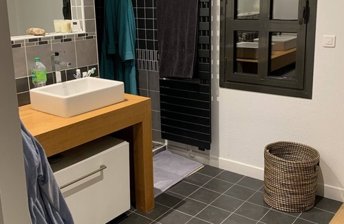 Neac House | Friendly house located in the heart of the St Emilion vineyard