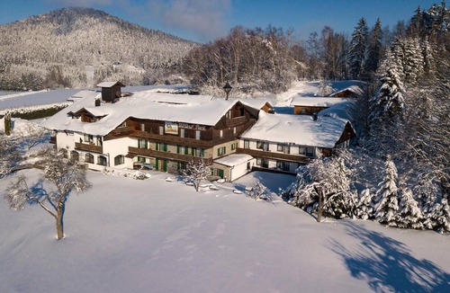 Bischofsmais Apartment | Friendly vacation apartment with nature experience for up to four people