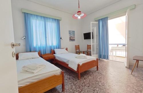 Akrogialion Apartment | Frinda, studio next to the sea