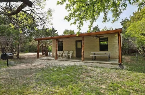 Concan Cabin | Frio Acres Cabin # 5