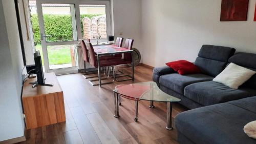 Burgberg Apartment | Fritz - Moderne FeWo mit Garten für Urlaub & Work & LEGO in Giengen-Burgberg