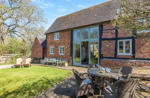 Sutton Maddock House | Frog Mill Barn