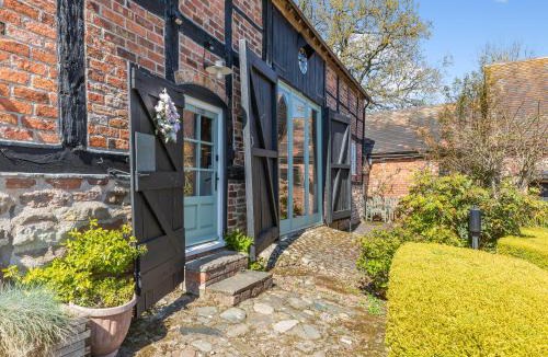 Sutton Maddock House | Frog Mill Barn