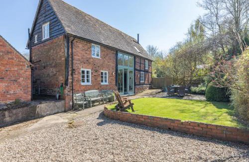 Sutton Maddock House | Frog Mill Barn