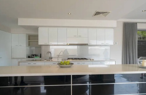 North Coogee House | FROM $316 Stunning Coogee Beach Getaway near Fremantle W.A!!