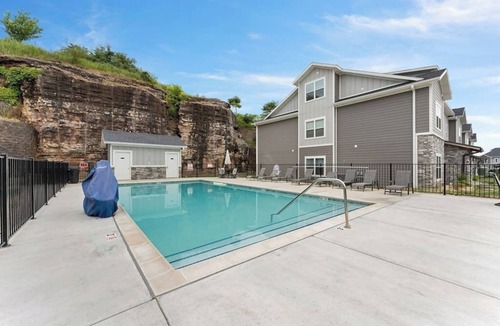 Branson Condo | From Stage to Sofa – 4BR, 3 BA Concert Getaway