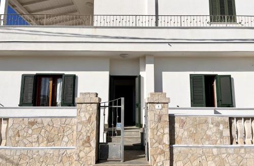 Posto Vecchio Apartment | Front Beach Apartments Rose Superiore