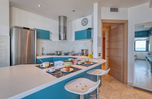 Laigueglia Apartment | Front Beach Magic Sea - Sea Front, Laigueglia, Italy