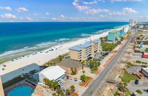 Panama City Beach Apartment | Front Beach Retreat A2