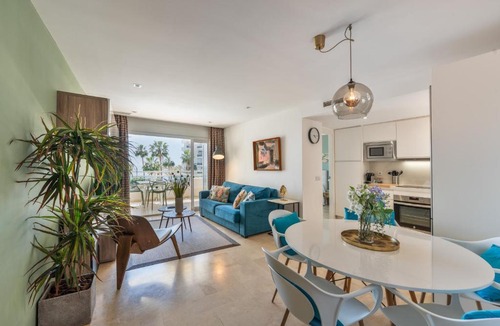Marbella Seafront Promenade Apartment | Front line beach apartment 2 bedr