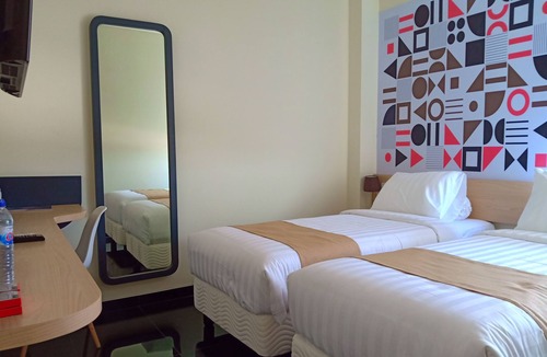 Ngasem Hotel | Front One Inn Kediri
