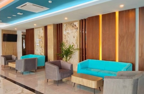 Solo City Centre Hotel | Front One Luxe Hotel Solo