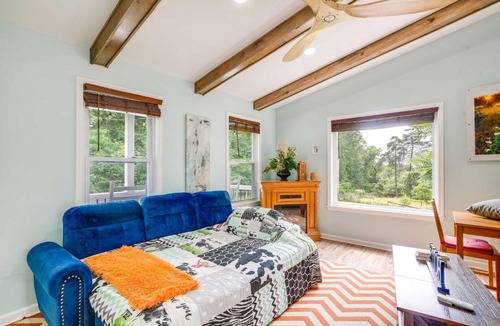 Front Royal Apartment | Front Royal Retreat on 3 Acres w/Mtn Views!